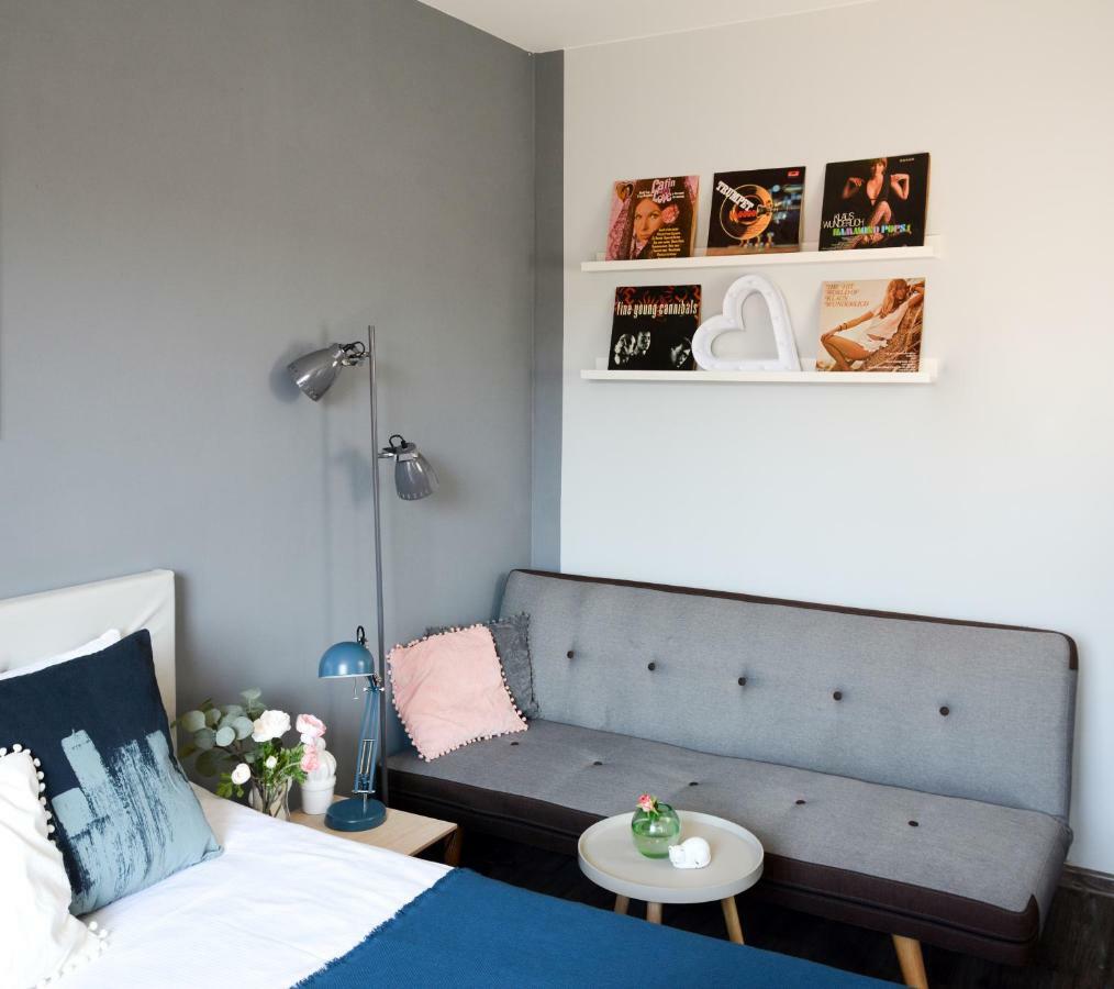 Vinyl Apartment Old Town Краков Экстерьер фото